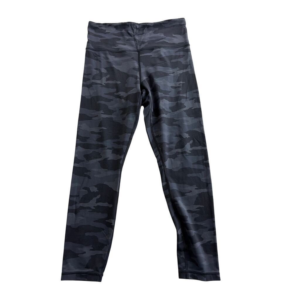 Athleta Elation 7/8 Tight‎ Black Camo Size Medium